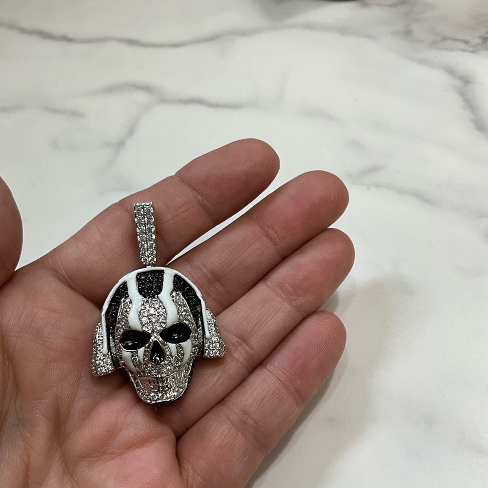 GLD Warzone Skull Pendant Silver Black CZ Gaming Necklace